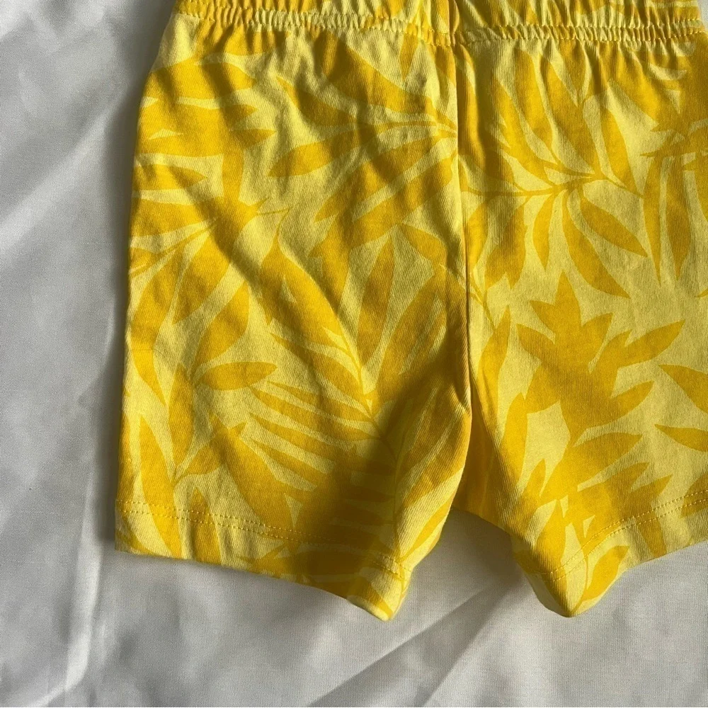 NWT Baby Gap Yellow Floral Print Pull On Shorts Size 12-18 Months